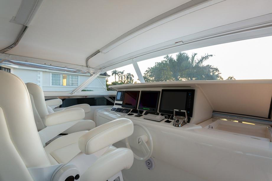 yacht Always Barefoot