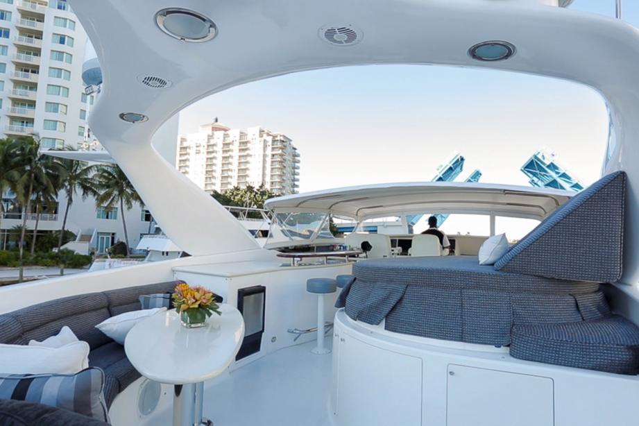 yacht Always Barefoot