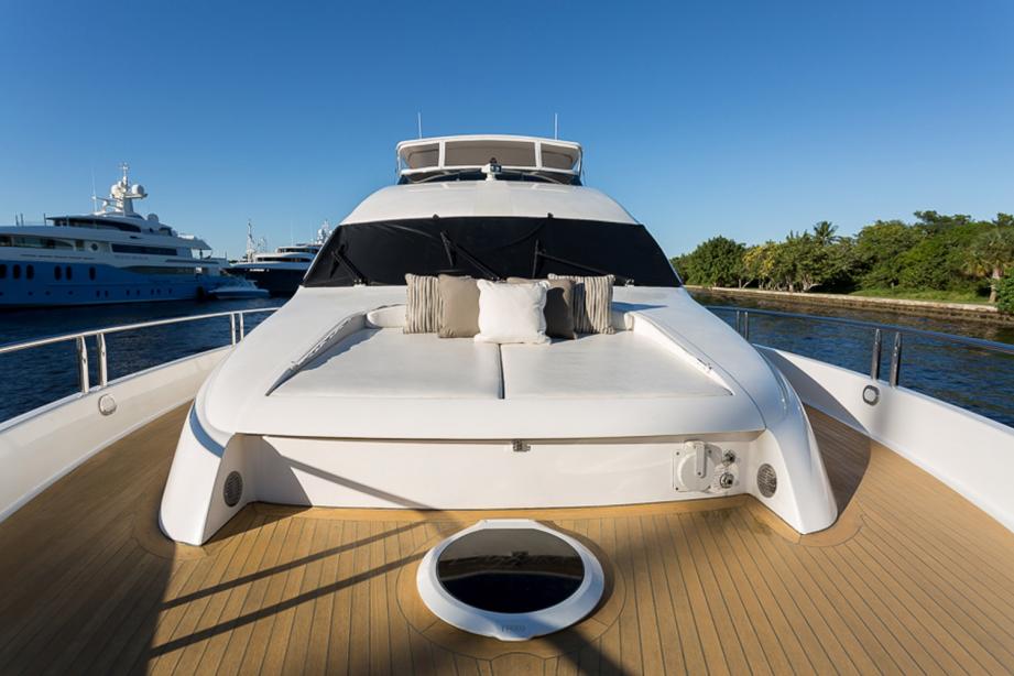 yacht Always Barefoot