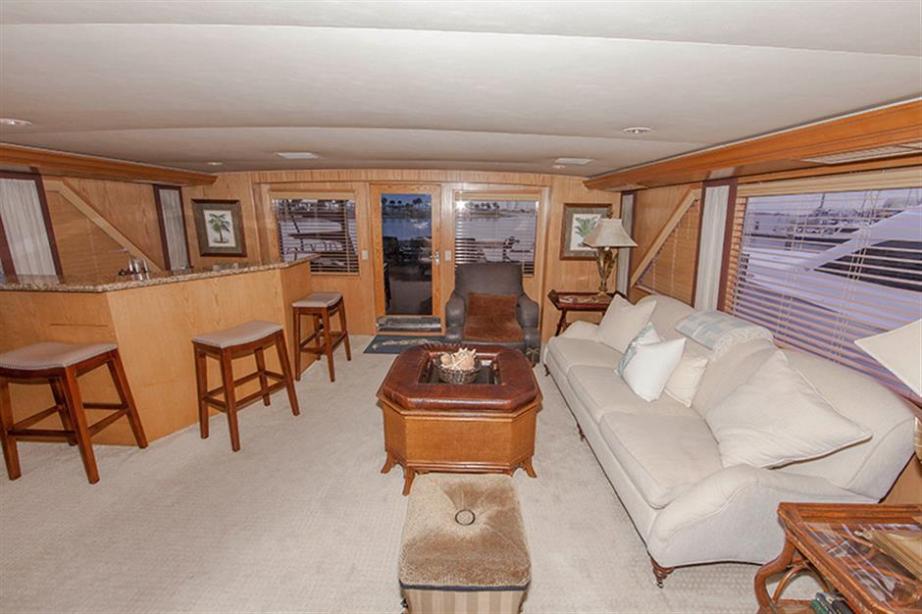 yacht Free Bird