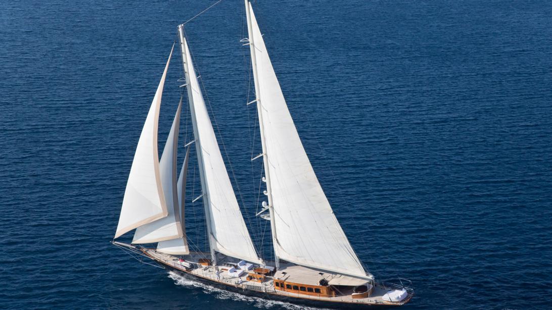 yacht Aria I