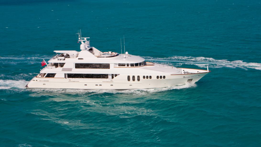 yacht Sonician