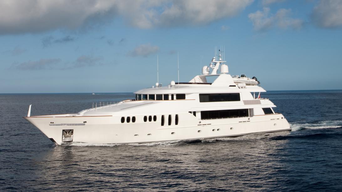 yacht Sonician