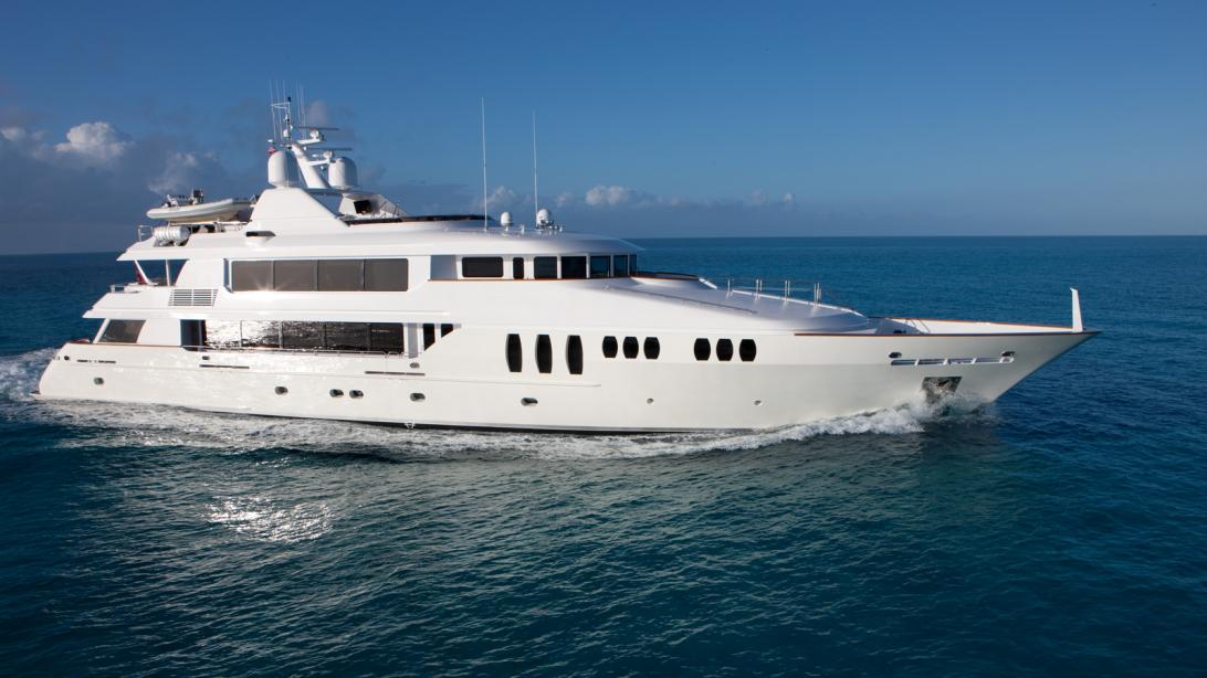 yacht Sonician