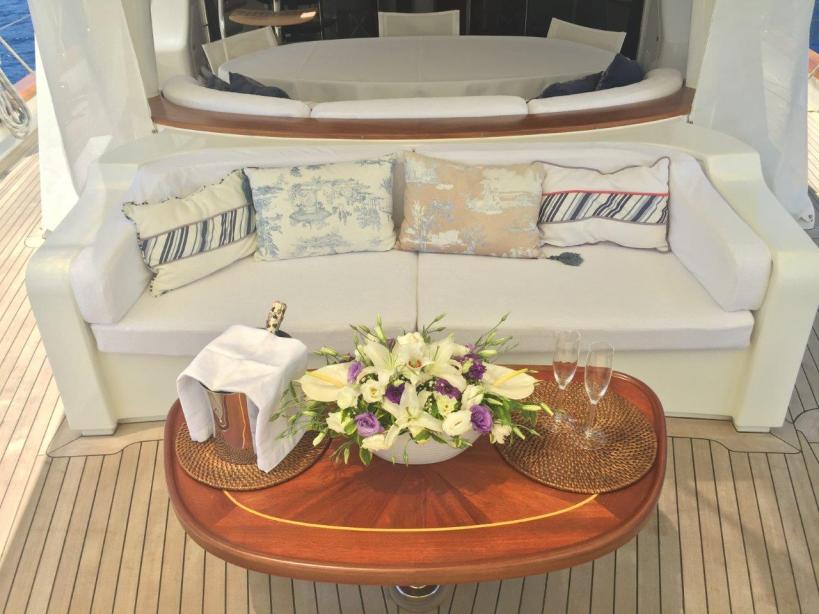yacht Glorious