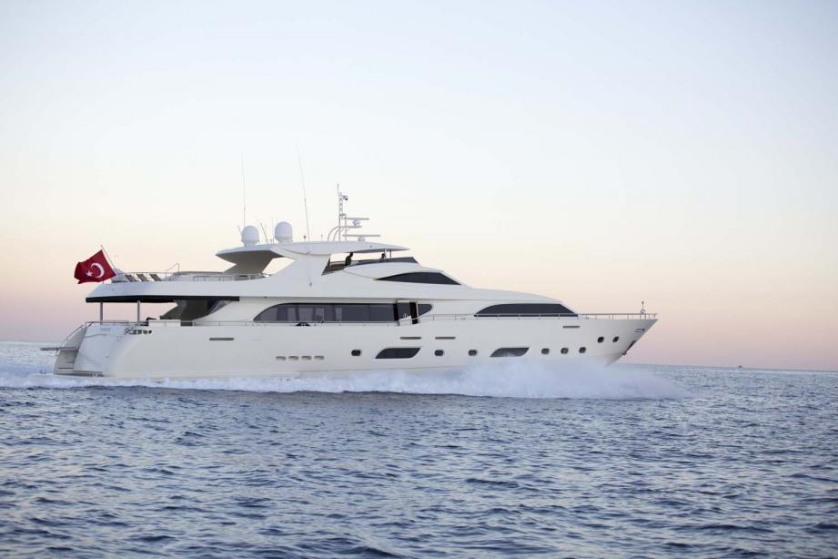 yacht Panfeliss