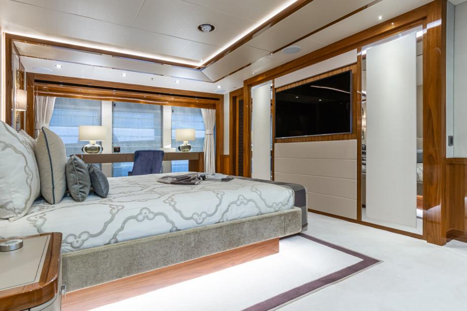 yacht Alessandra III