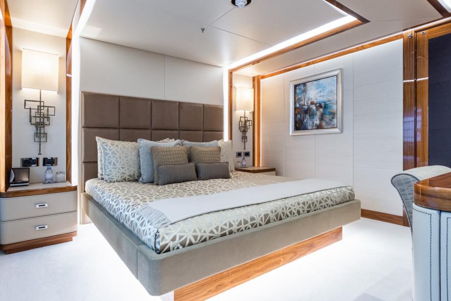 yacht Alessandra III
