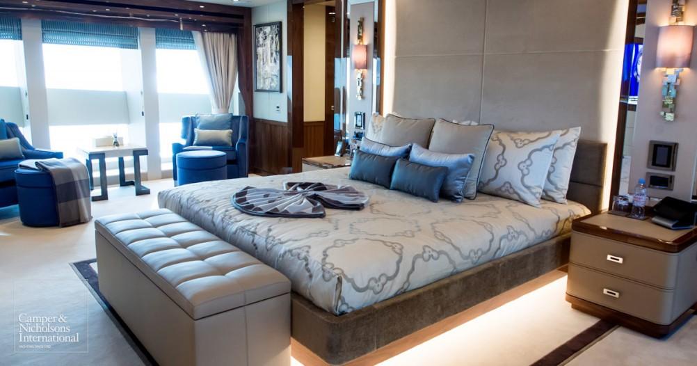 yacht Princess AVK
