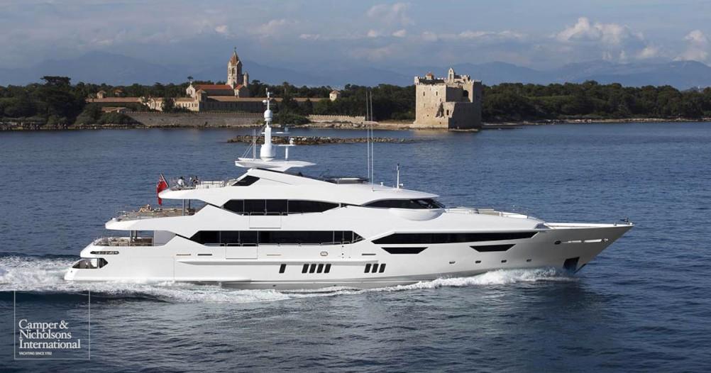 yacht Princess AVK