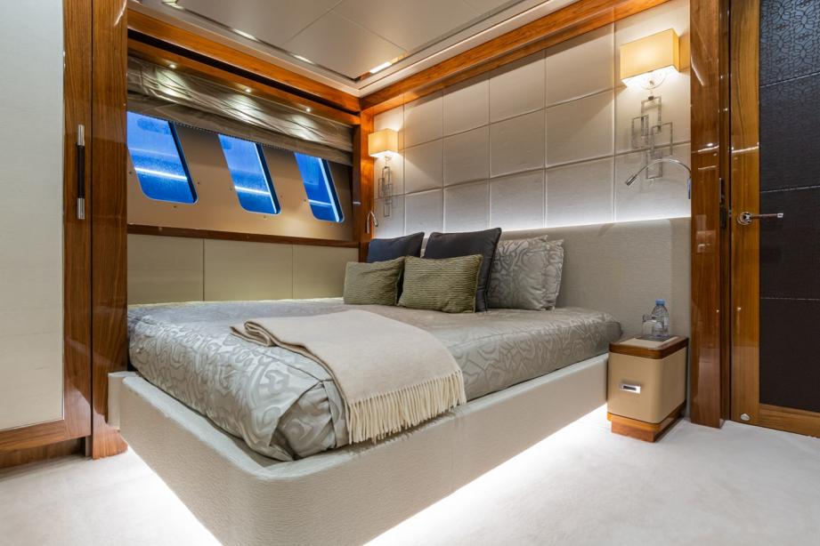 yacht Alessandra III