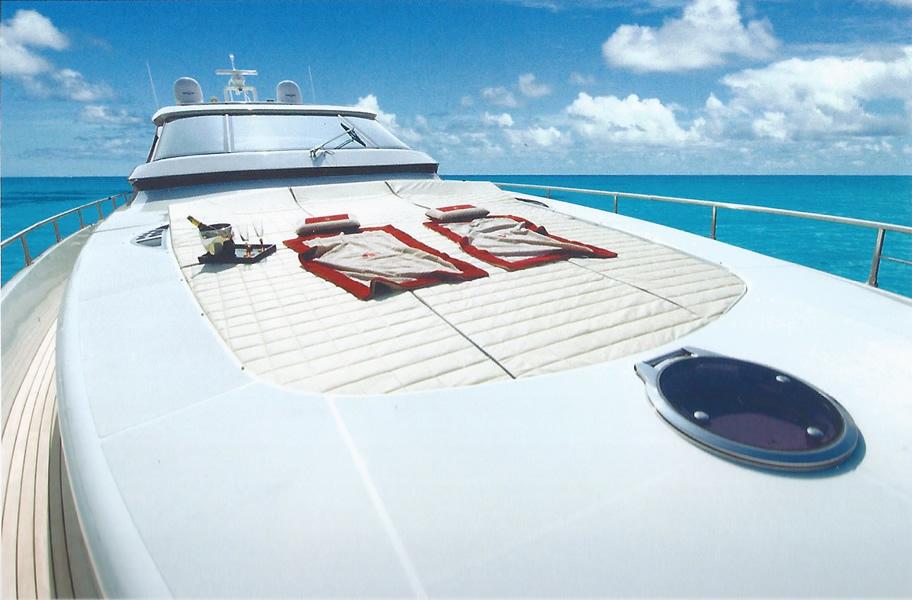 yacht Amir III