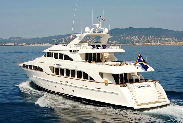 yacht Sea Belle