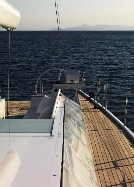 yacht Polypotron II