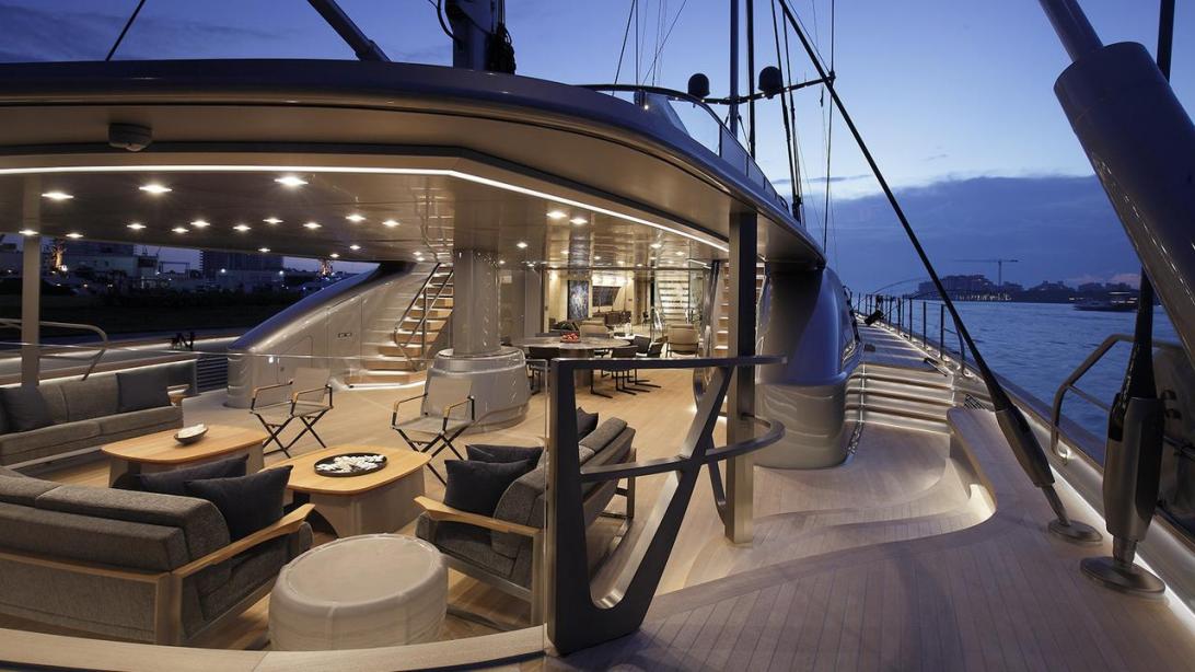 yacht Sybaris