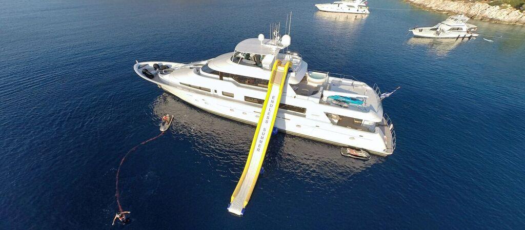 yacht Endless Summer