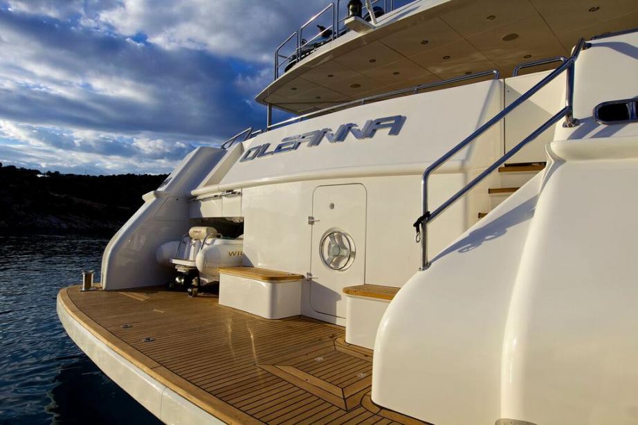 yacht O'Leanna