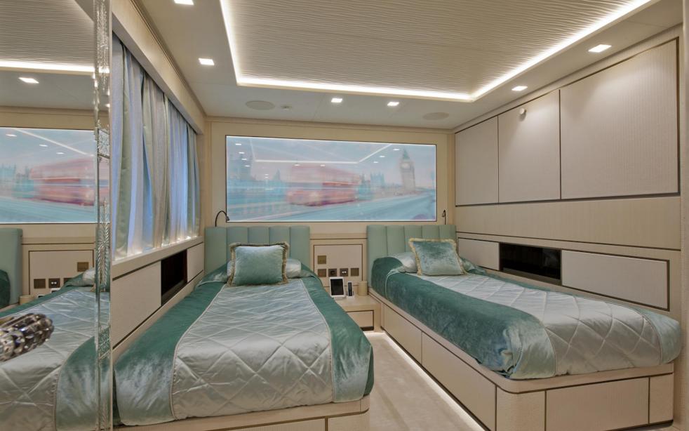 yacht The Scorpion