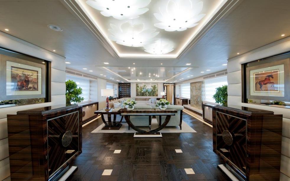 yacht The Scorpion