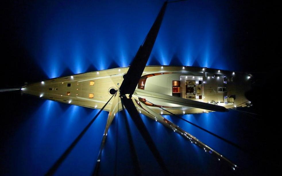 yacht Heureka