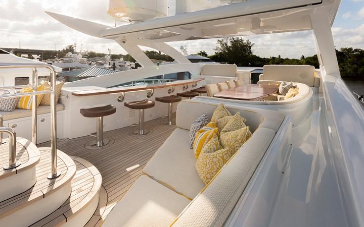 yacht Lumir