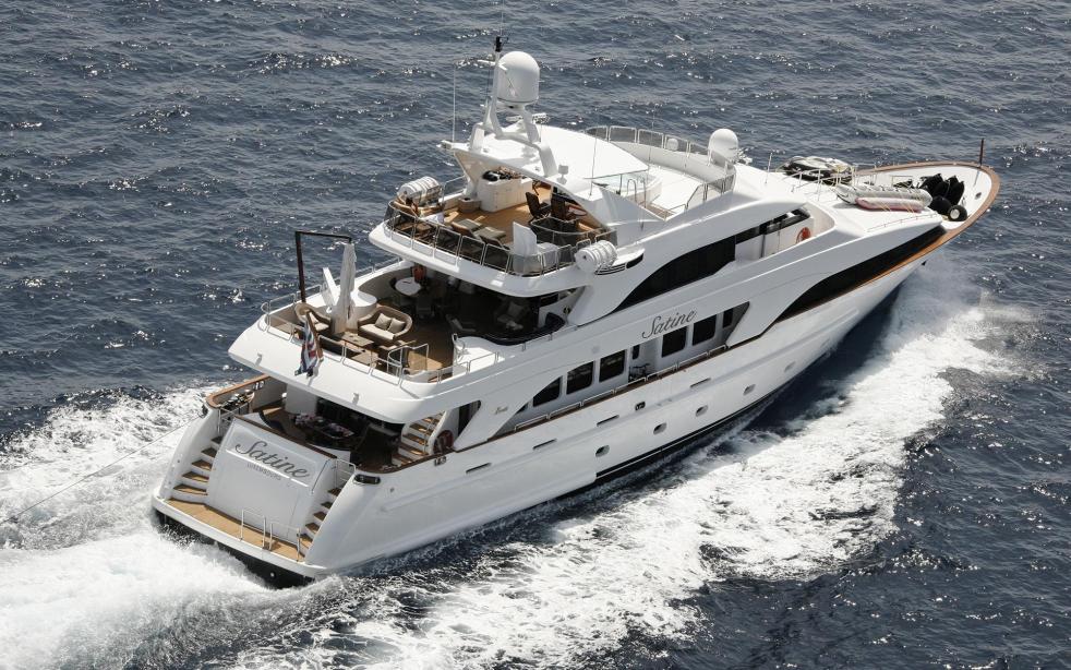 yacht Satine