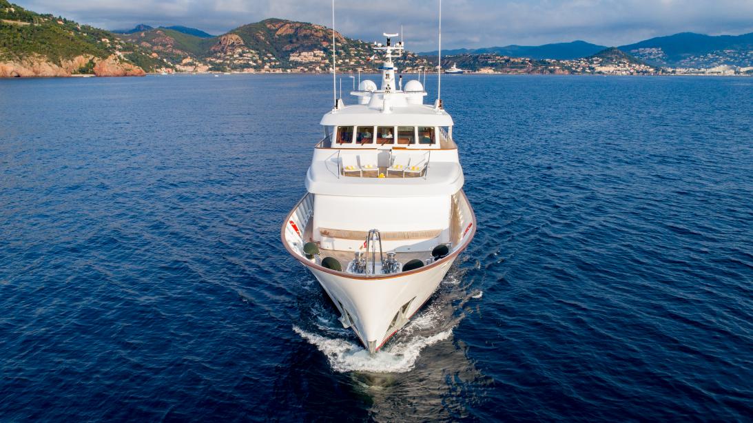 yacht Cornelia