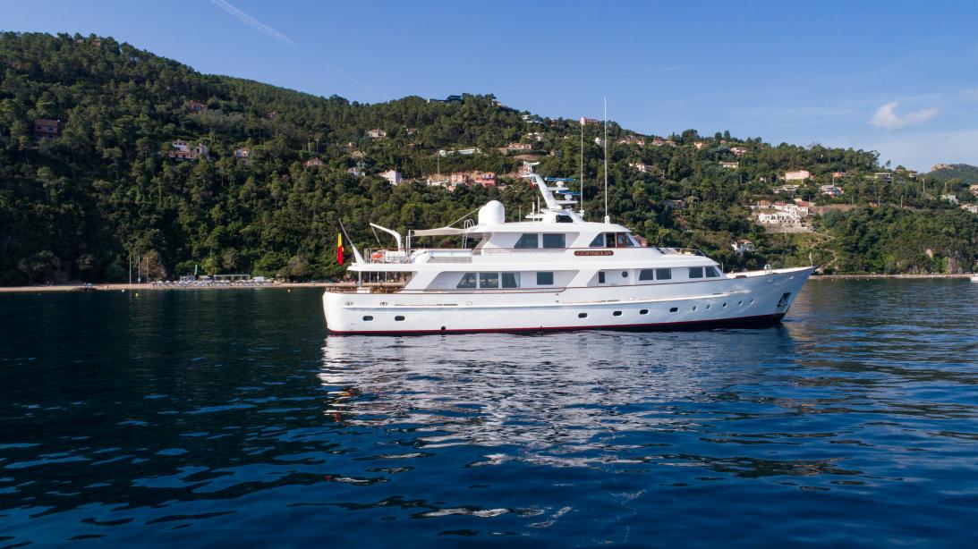 yacht Cornelia