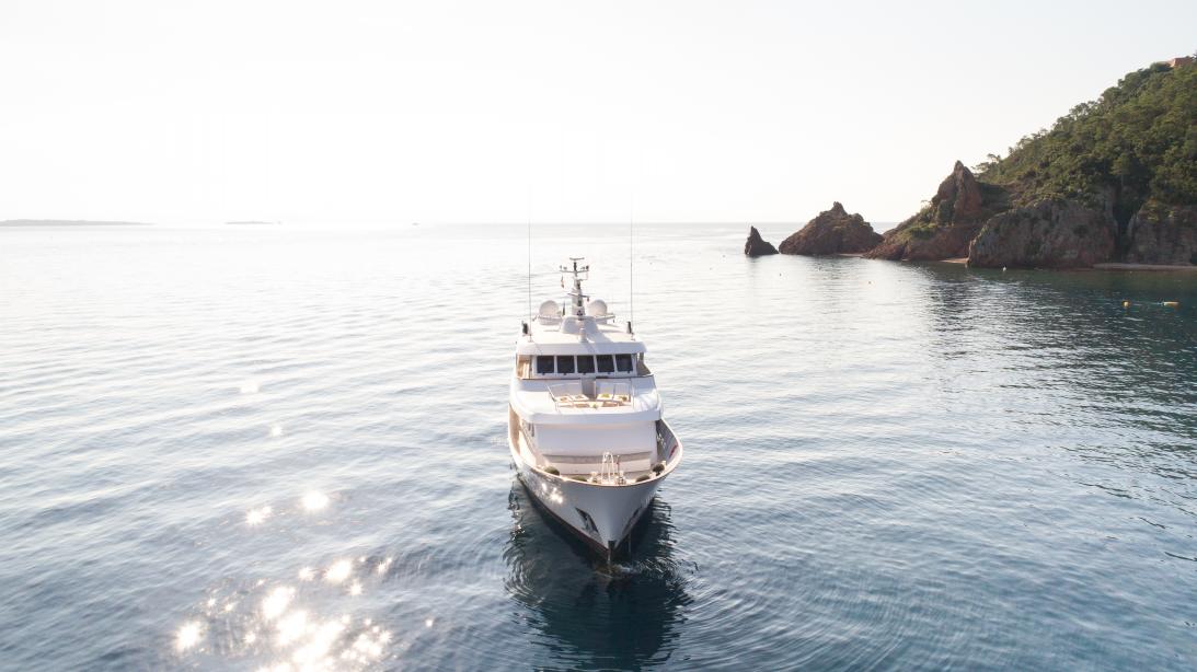 yacht Cornelia