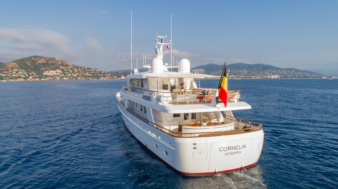yacht Cornelia