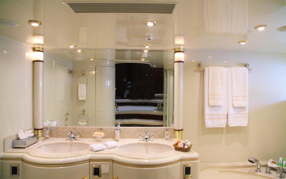 yacht Harmony I