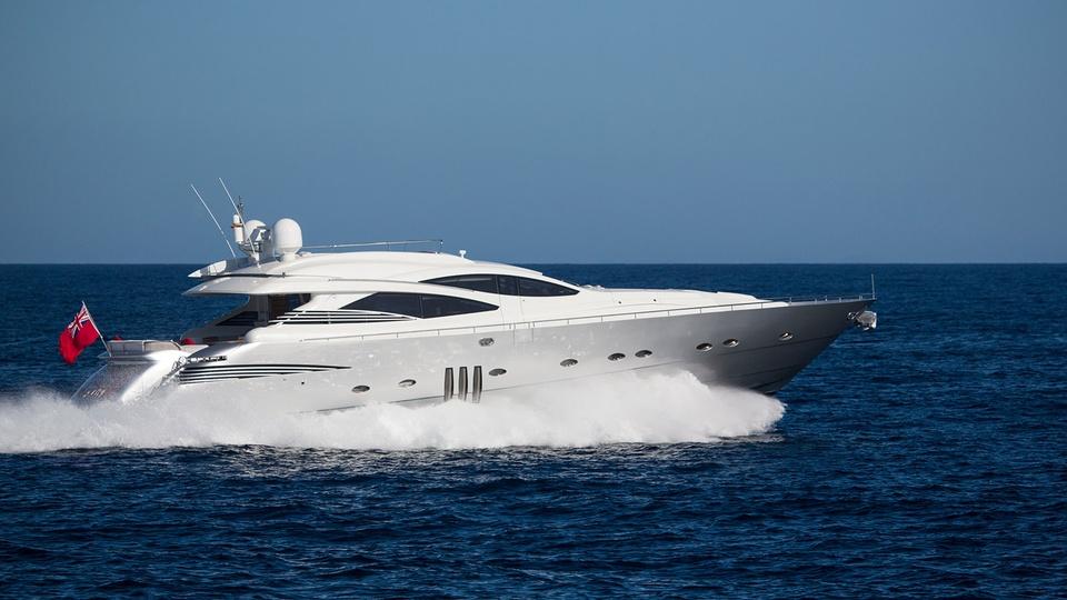 yacht Gigaone