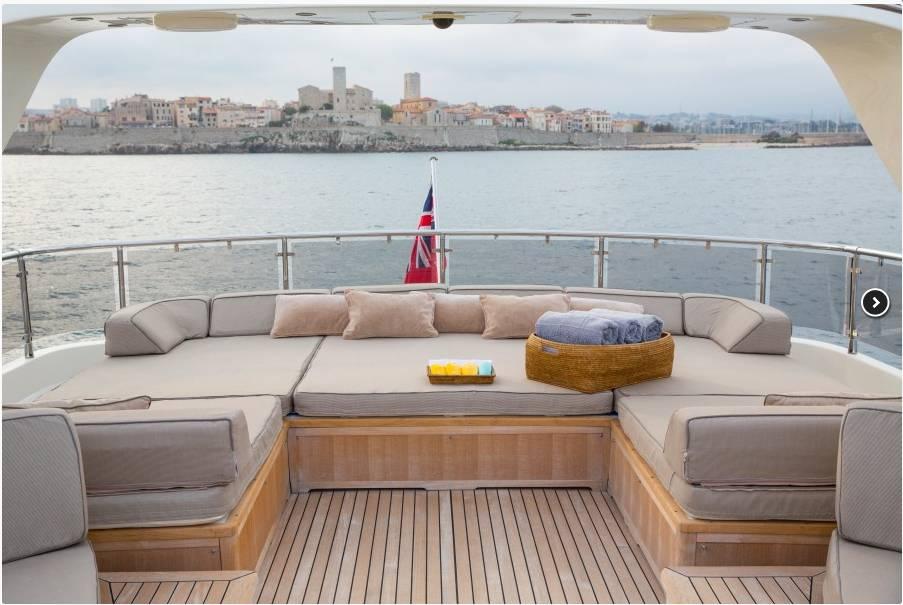 yacht Seralin