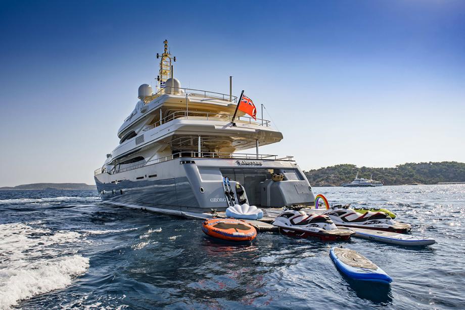 yacht Libertas