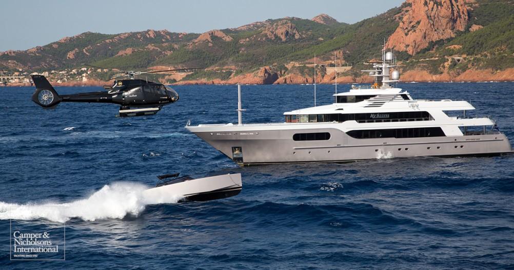 yacht My Seanna