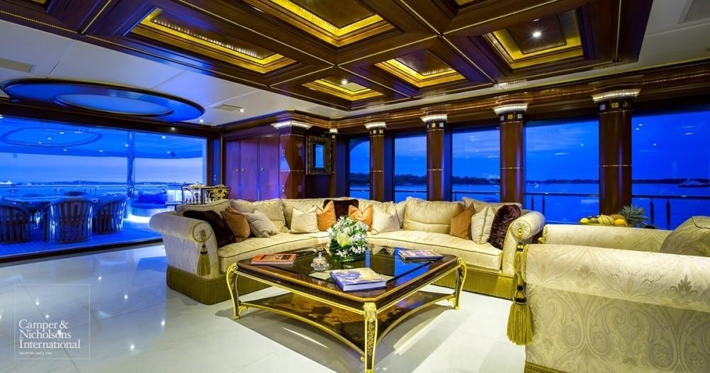 yacht My Seanna
