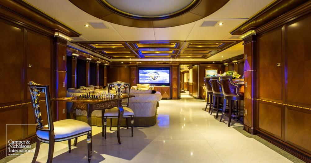 yacht My Seanna