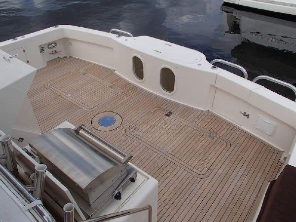 yacht Avenger