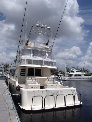 yacht Avenger