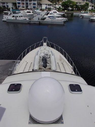 yacht Avenger