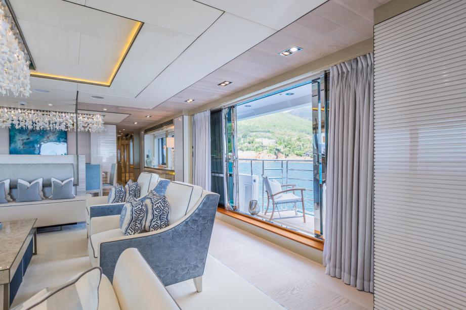 yacht Thumper