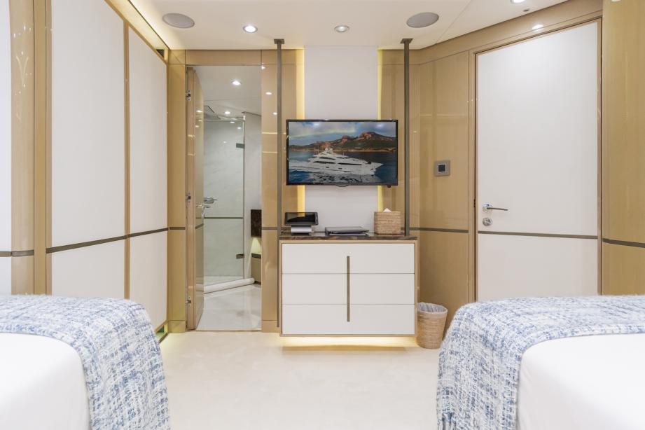 yacht Thumper