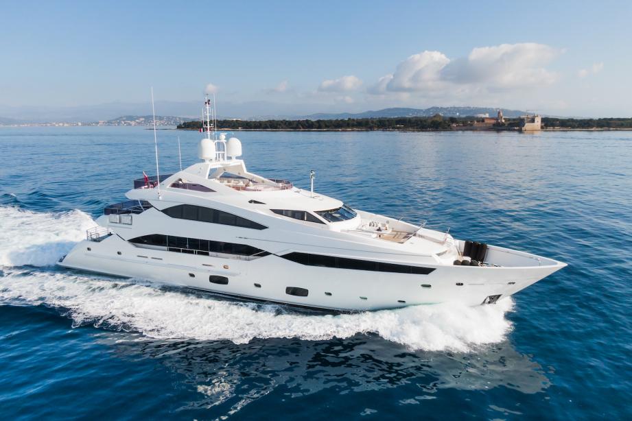 yacht Thumper