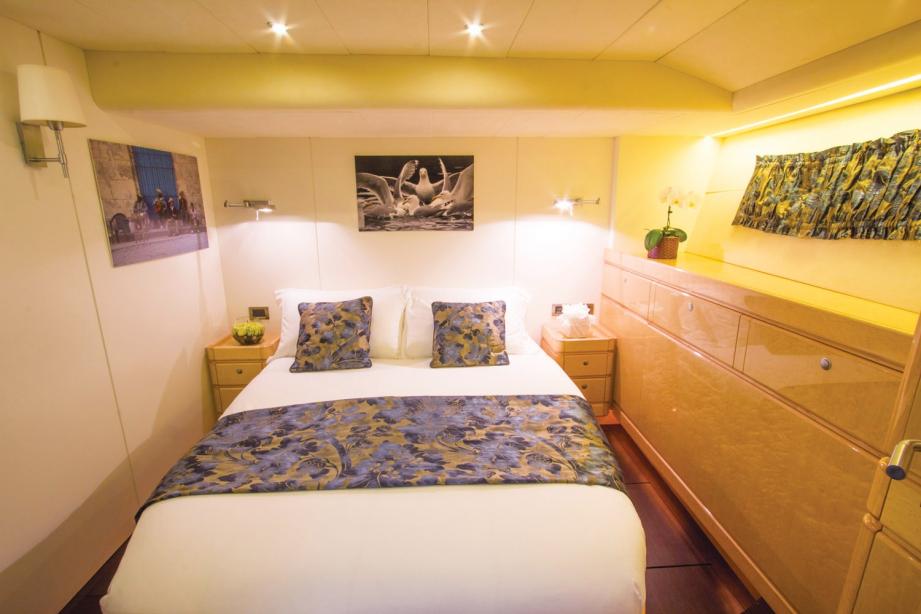 yacht Infinity