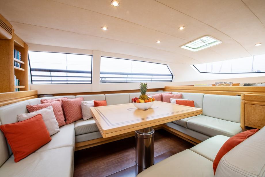 yacht Lady 8