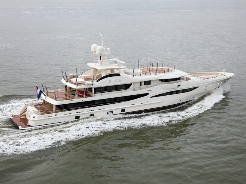 yacht Gigagi