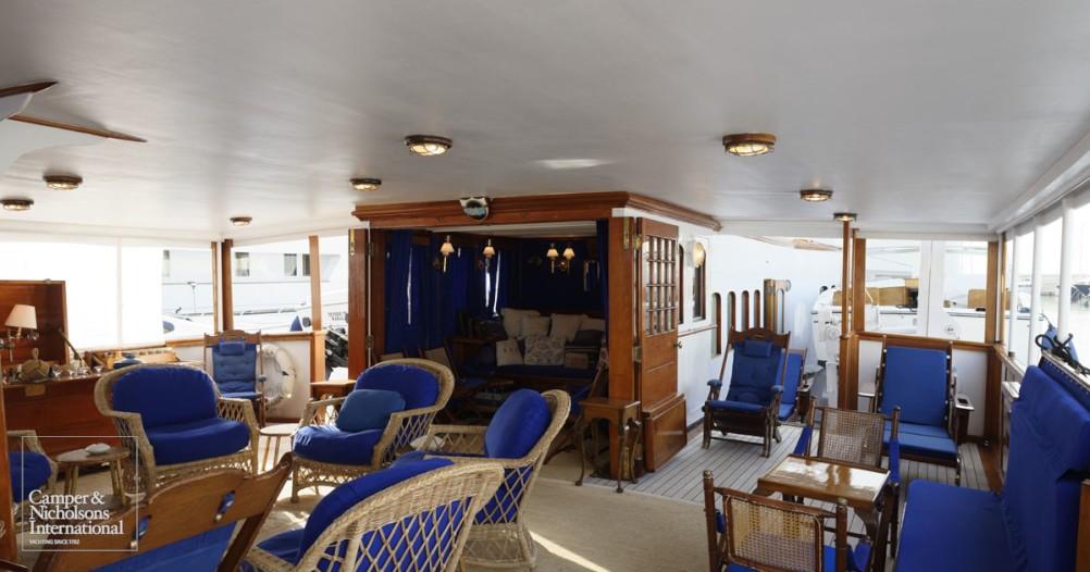 yacht Marala