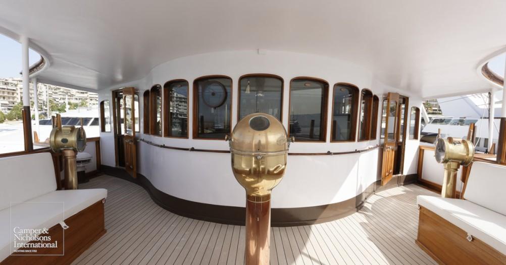 yacht Marala