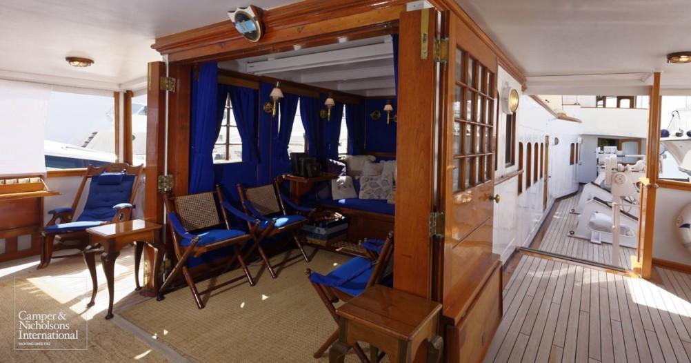 yacht Marala