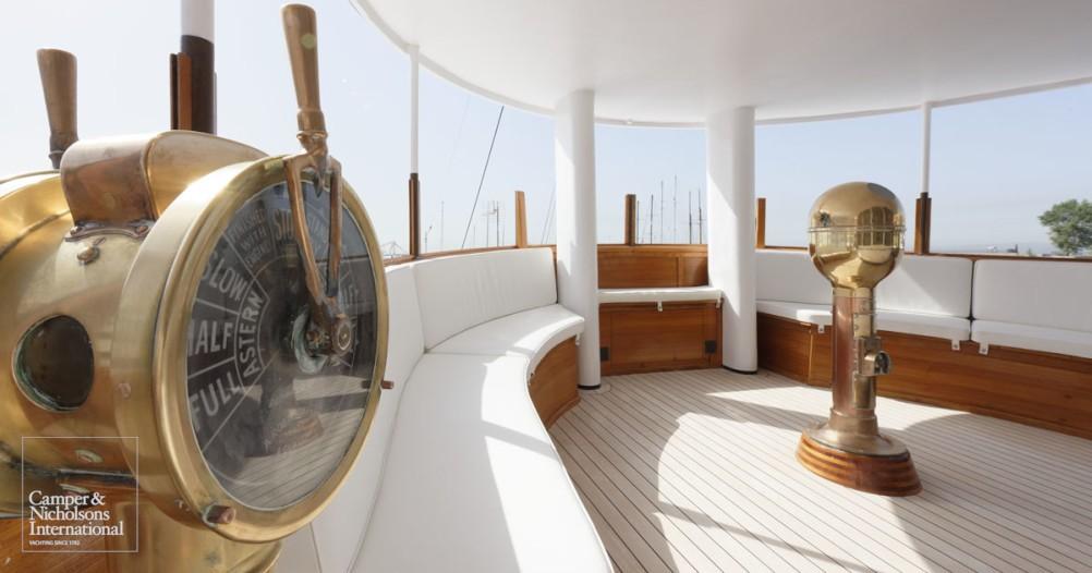 yacht Marala